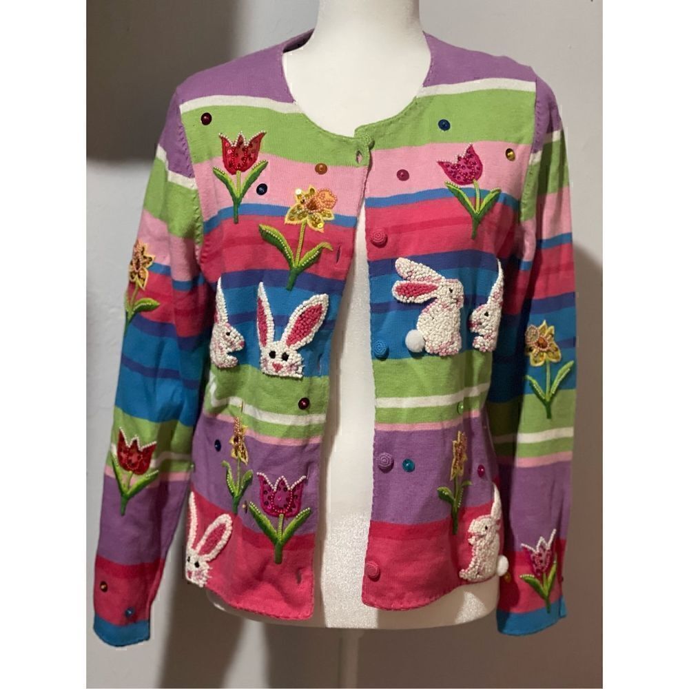 Embroidered crochet bunny flower sweater M - Picture 1 of 13